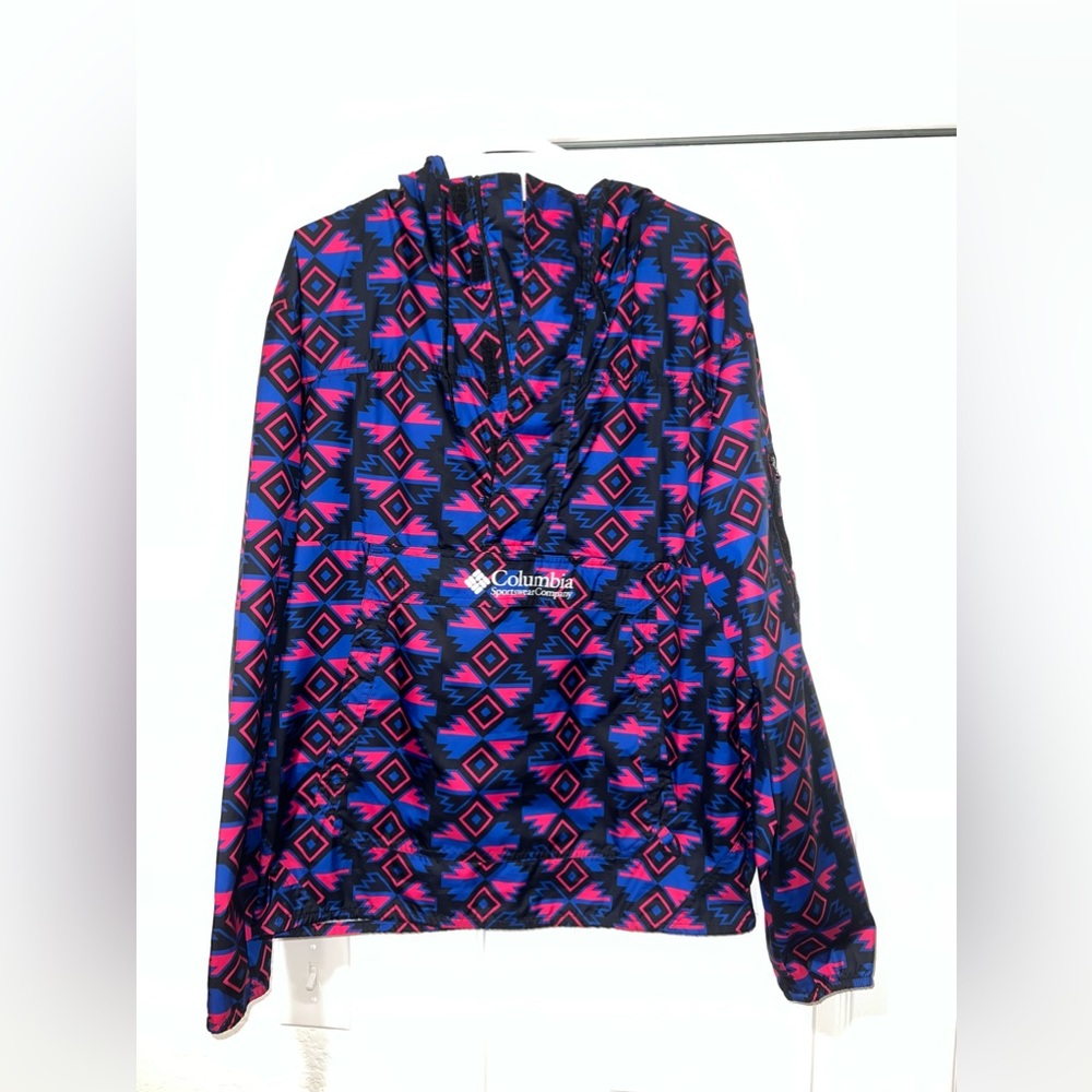 Columbia Challenger Windbreaker